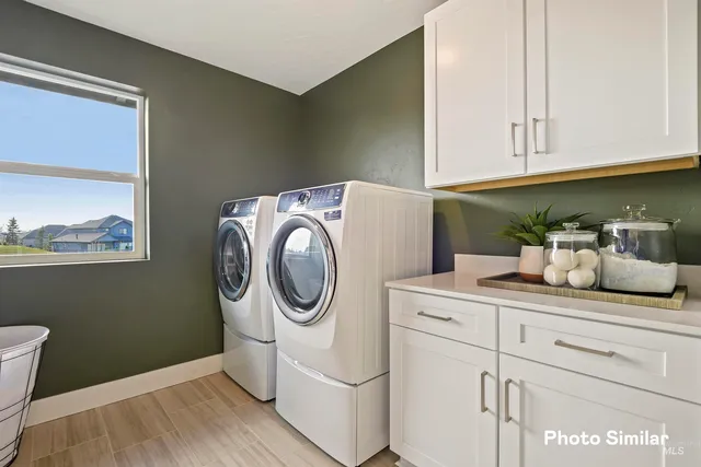 $431,900 | 1869 North Big Star Avenue, Eagle, ID 83616