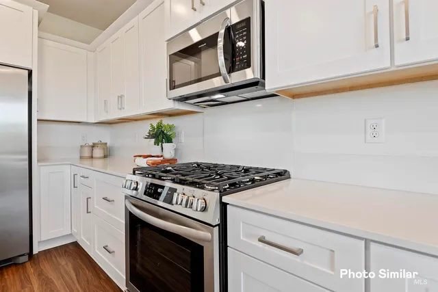 $431,900 | 1869 North Big Star Avenue, Eagle, ID 83616