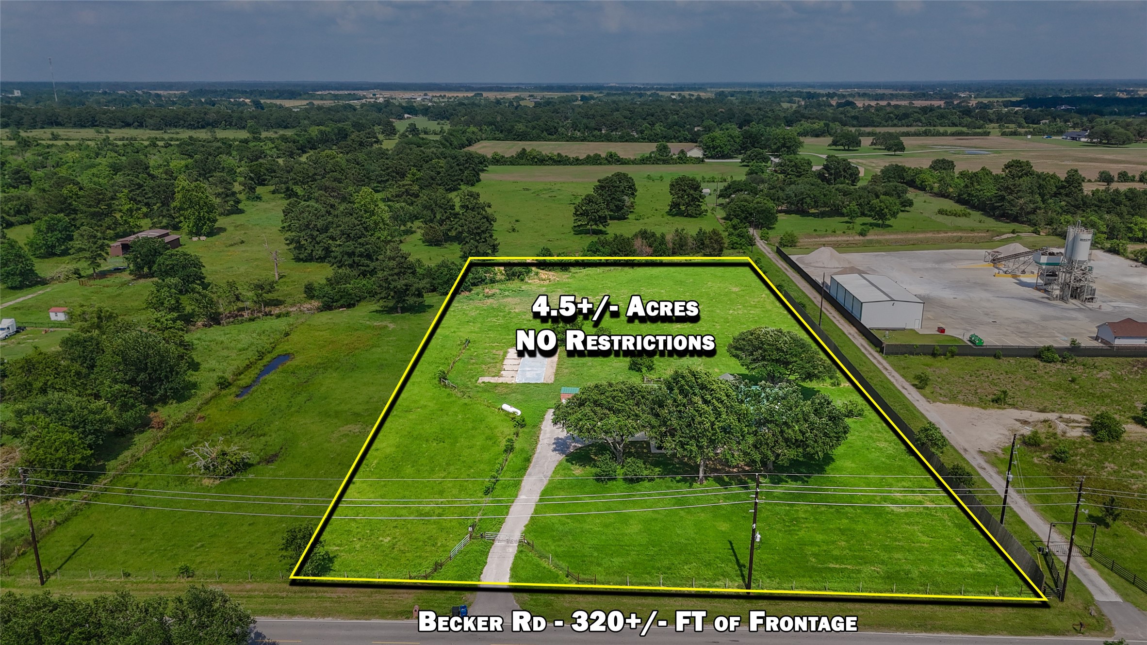 19250 Becker Road Hockley, TX 77447 - Photo 1 of 38