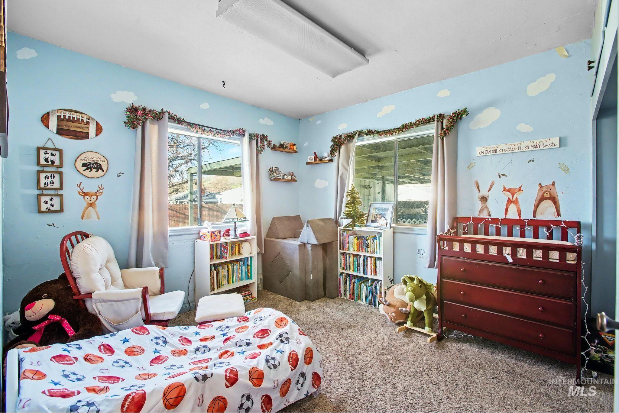 408 13th Street Clarkston, WA 99403 - Photo 14 of 34 View of carpeted bedroom