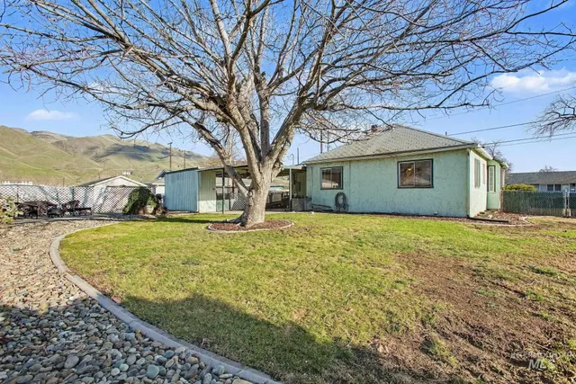 $275,000 | 408 13th Street, Clarkston, WA 99403