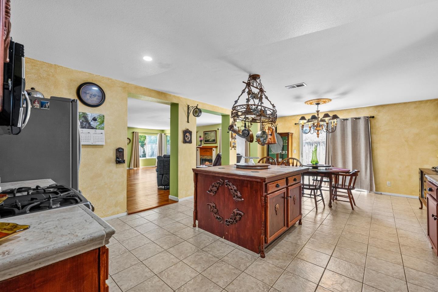 2780 Valley View Road Hollister, CA 95023 - Photo 38 of 79 Gallery Image 38