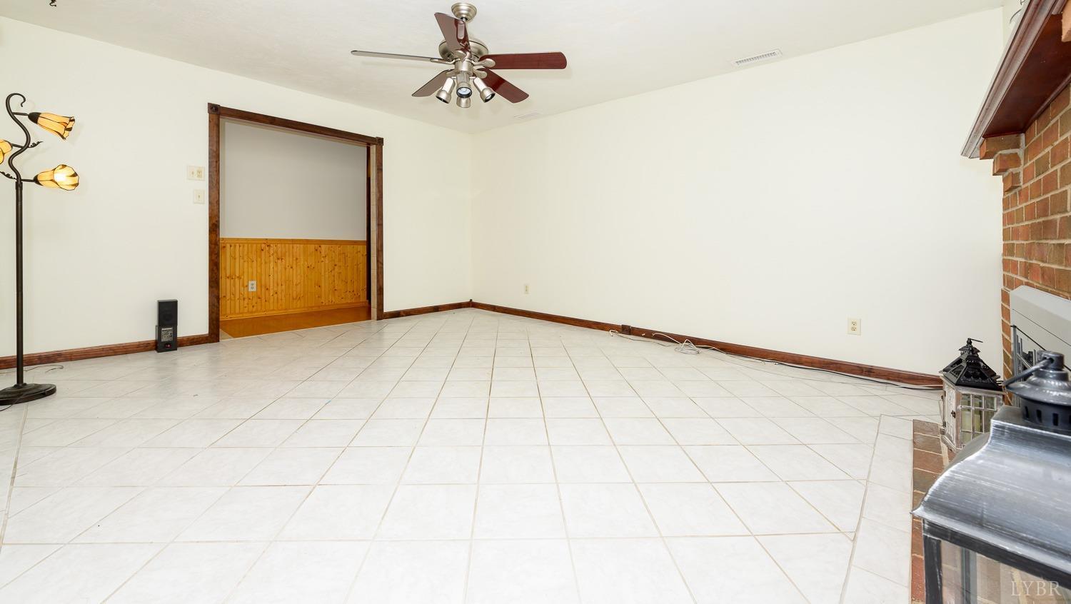 893 Bobwhite Road Amherst, VA 24521 - Photo 5 of 47 Gallery Image 5