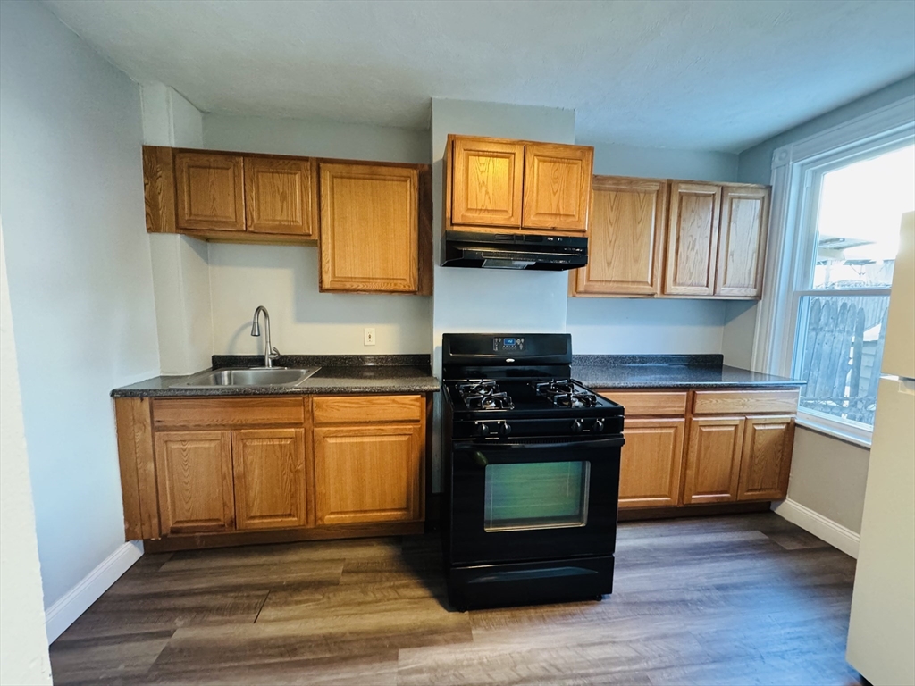 278 Cypress Street, Unit 1 Brookline, MA 02445 - Photo 2 of 7