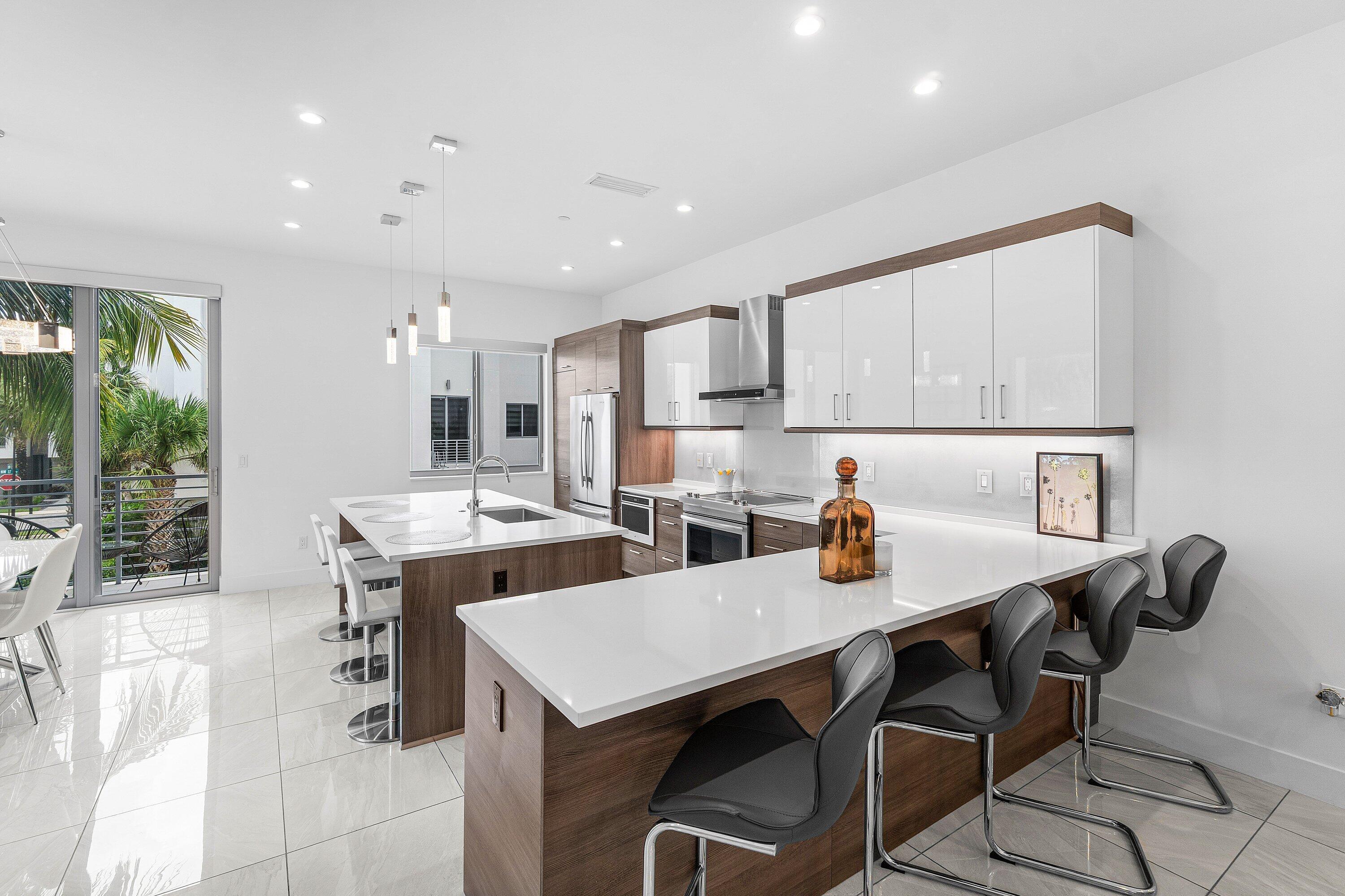 4053 Northwest 17th Way Boca Raton, FL 33431 - Photo 14 of 36 014-4053Northwest17thWay-BocaRaton-FL-33
