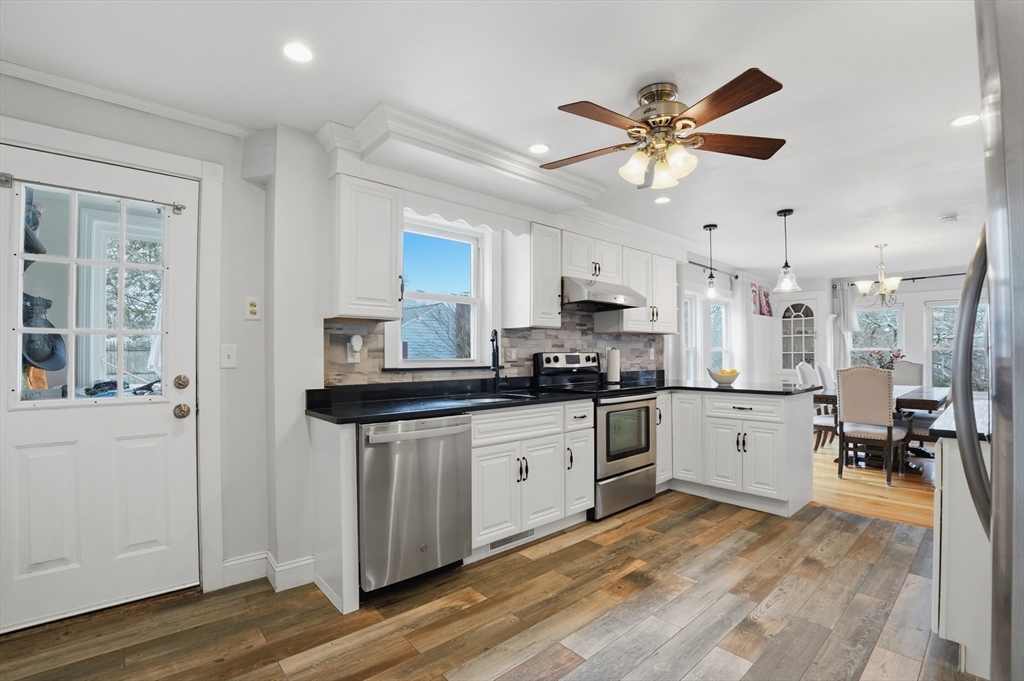 11 Grand View Road Weymouth, MA 02191 - Photo 16 of 37 Gallery Image 16