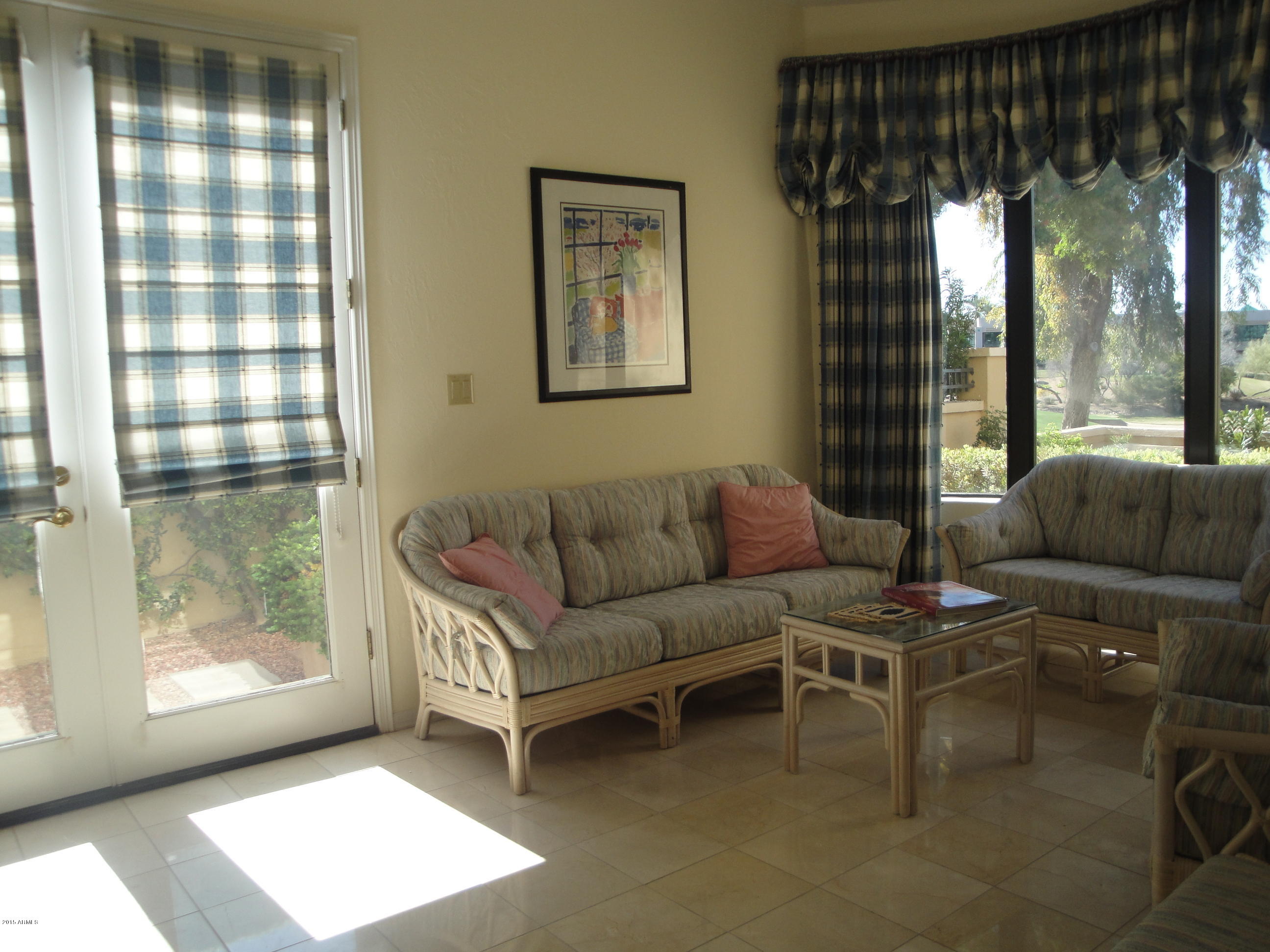 7878 East Gainey Ranch Road, Unit 37 Scottsdale, AZ 85258 - Photo 17 of 59 ACCESS OUT TO PATIO FROM BREAKFASTROOM