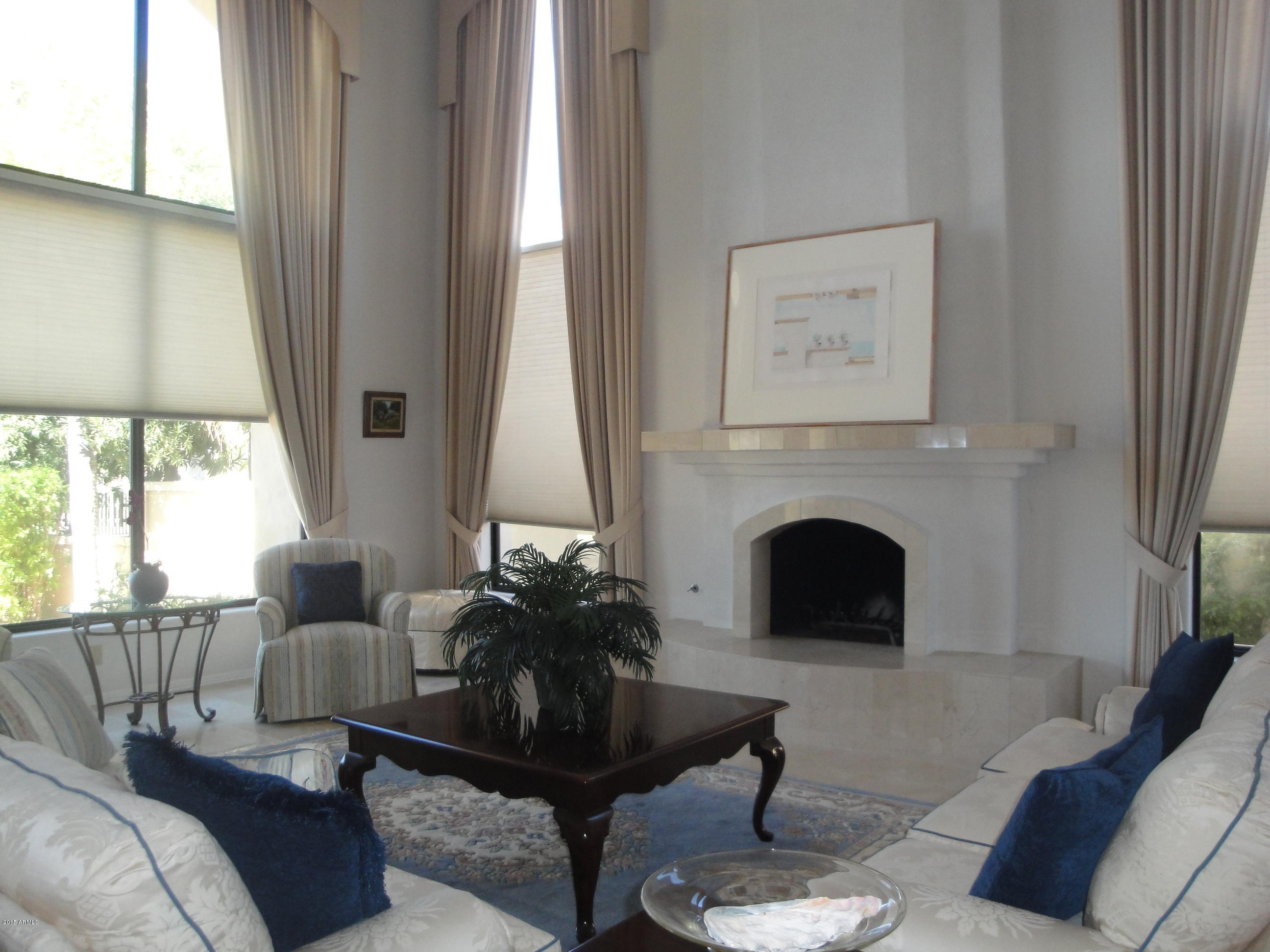 7878 East Gainey Ranch Road, Unit 37 Scottsdale, AZ 85258 - Photo 8 of 59 LARGE LIVING AREA W VAULTED CEILINGS
