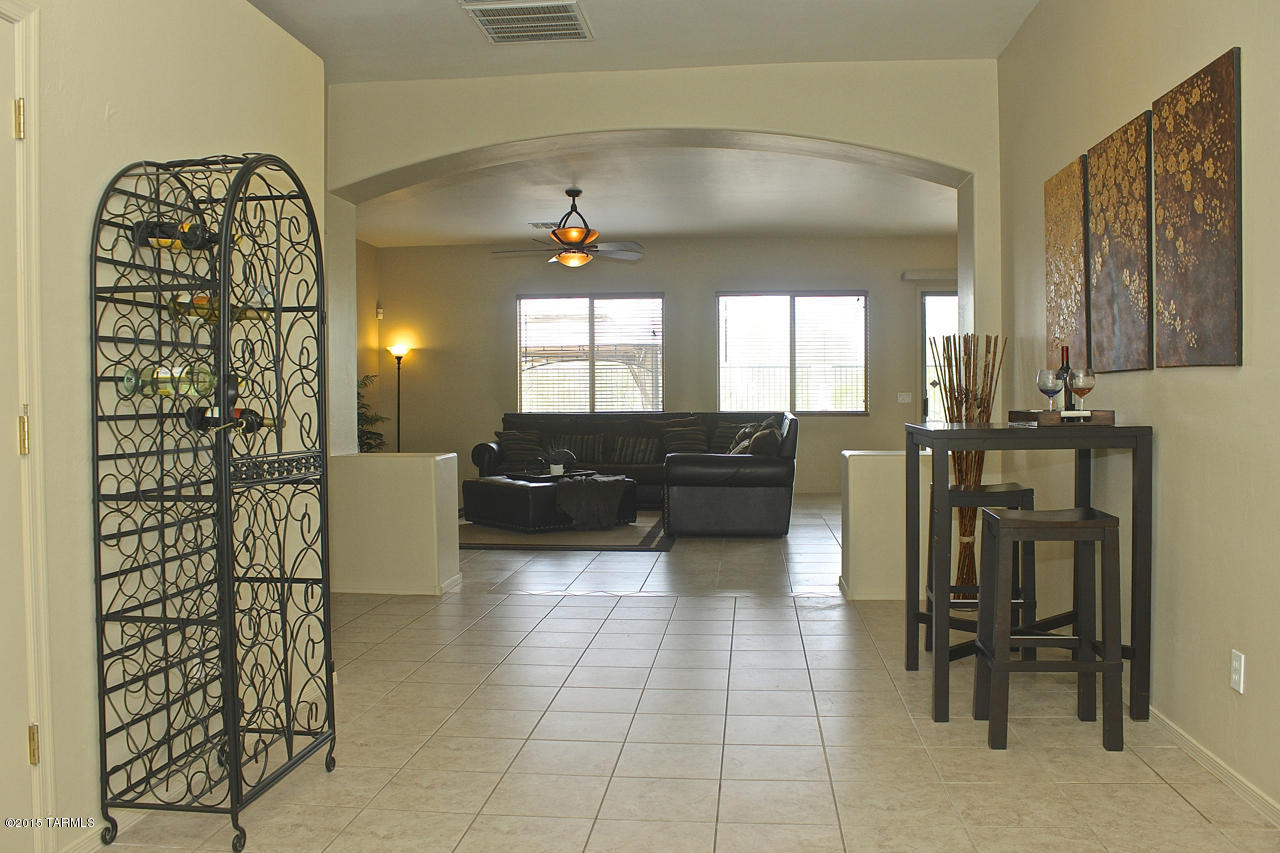 3442 South Desert Promenade Road Tucson, AZ 85735 - Photo 3 of 37