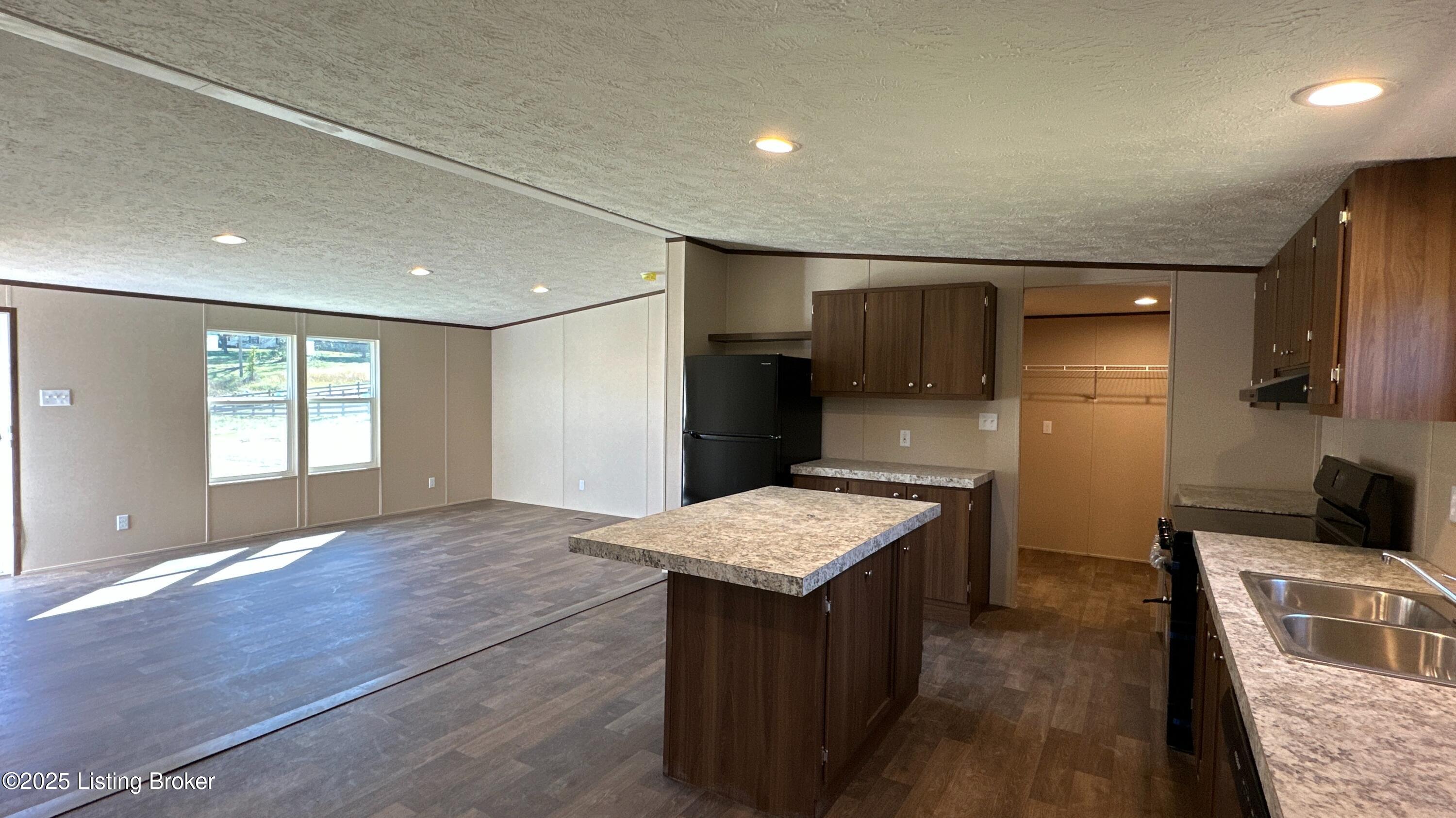552 Eagle's Nest Road Ekron, KY 40117 - Photo 9 of 18 DJI_20251021_124354_799