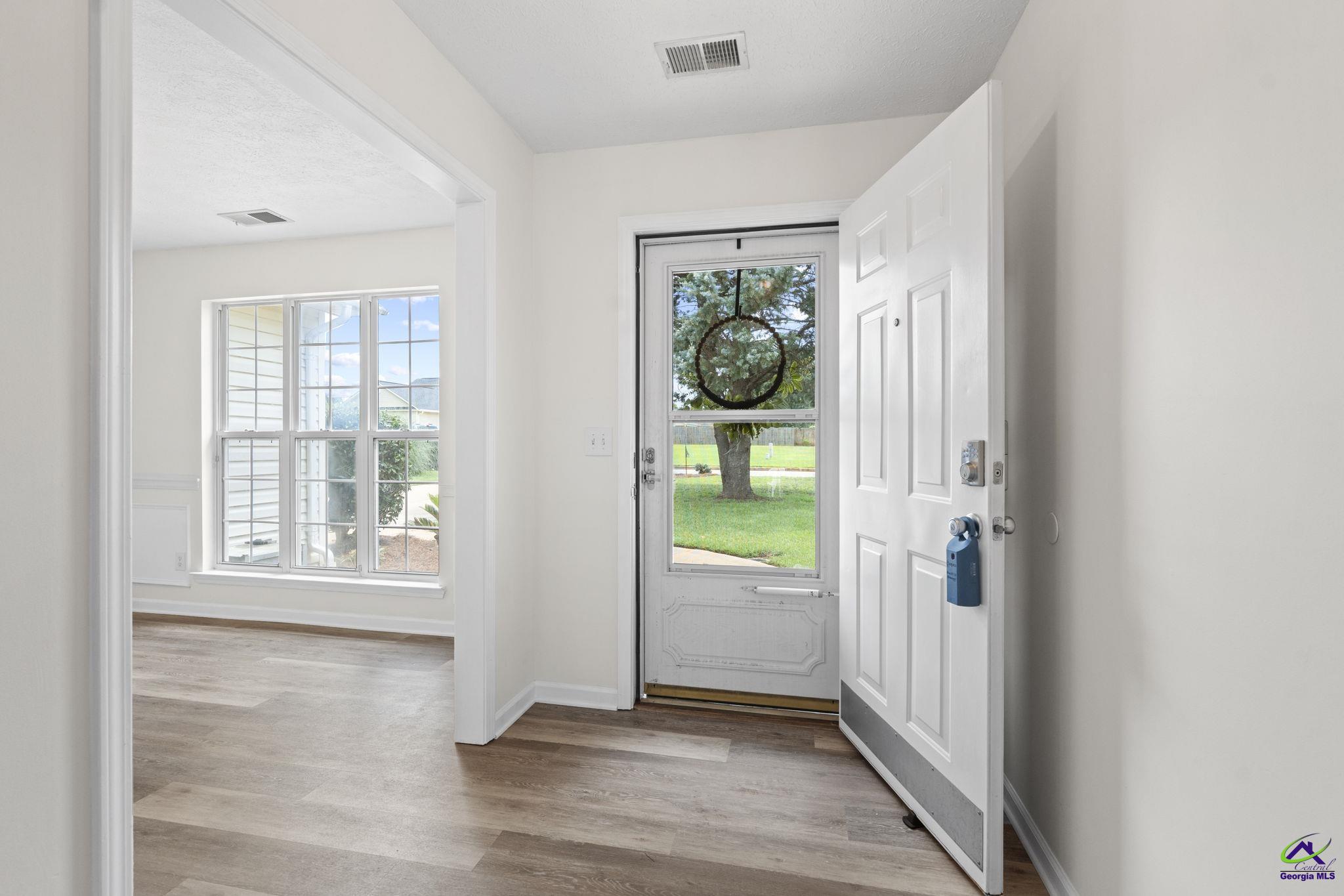 141 Spring Chase Circle Kathleen, GA 31047 - Photo 5 of 39