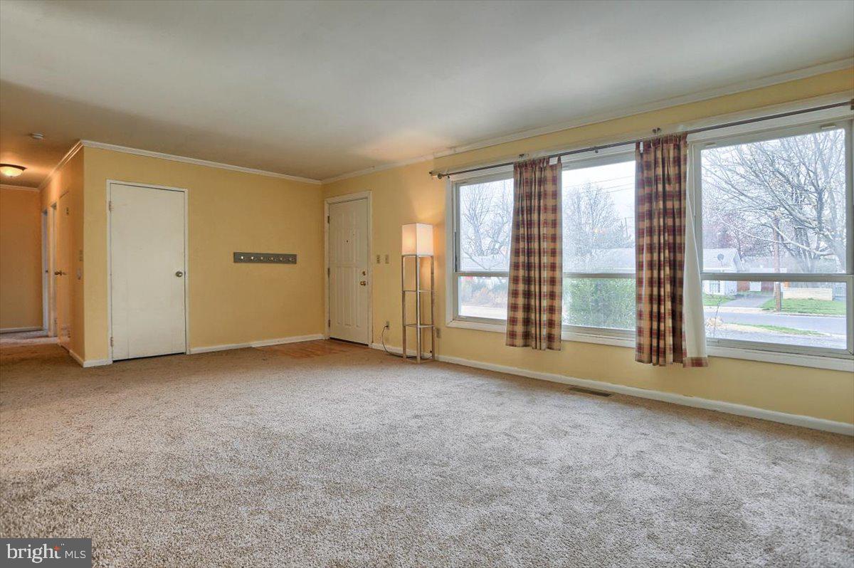 439 Virginia Road Mechanicsburg, PA 17050 - Photo 11 of 30 Gallery Image 11