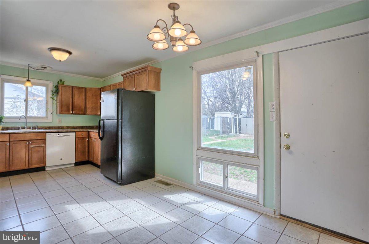 439 Virginia Road Mechanicsburg, PA 17050 - Photo 15 of 30 Gallery Image 15
