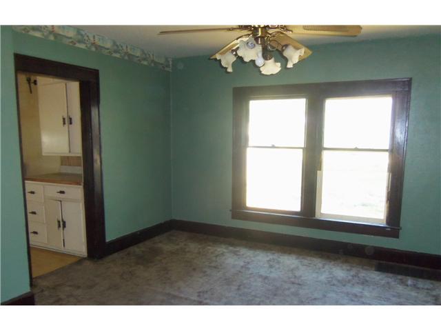 2415 Pearl Street Anderson, IN 46016 - Photo 5 of 13 Gallery Image 5