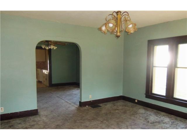 2415 Pearl Street Anderson, IN 46016 - Photo 6 of 13 Gallery Image 6