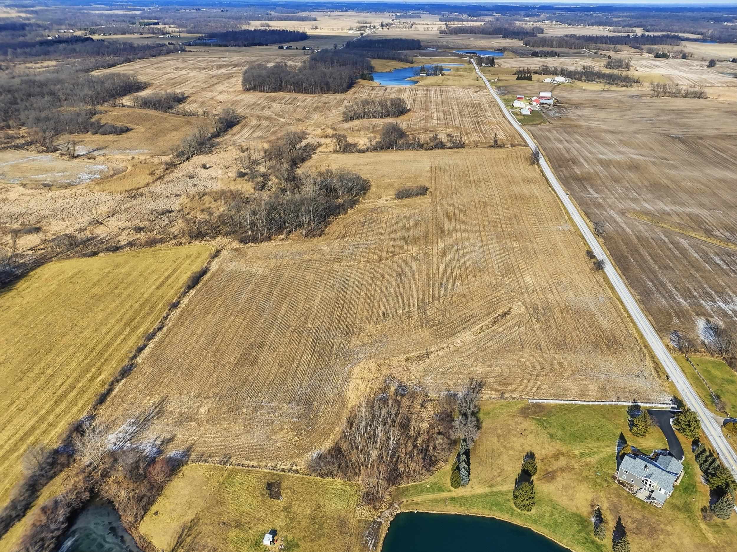 1 Hamilton In 46742 Hamilton, IN 46742 - Photo 3 of 8