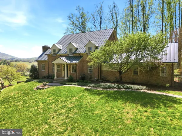 $1,875,000 | 4722 Cowpasture Lane South, Hume, VA 22639