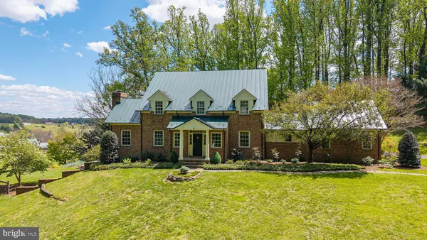 $1,875,000 | 4722 Cowpasture Lane South, Hume, VA 22639