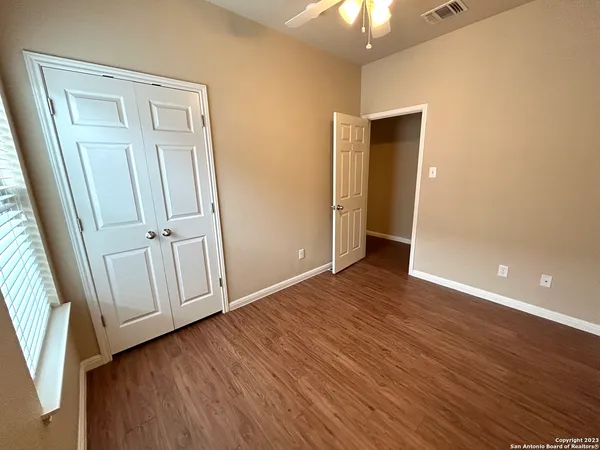 $1,599 | 565 Advantage Drive, New Braunfels, TX 78130