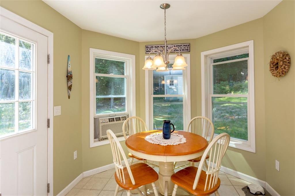 46 Hidden Pond Road Harpswell, ME 04079 - Photo 14 of 35 eat-in dining with pantry & laundry...