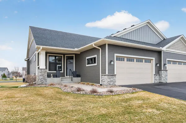 $599,900 | 11145 6th St Circle North, Lake Elmo, MN 55042