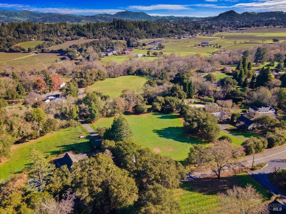 2400 West Dry Creek Road Healdsburg, CA 95448 - Photo 8 of 19 an aerial view of a houses with a lake view