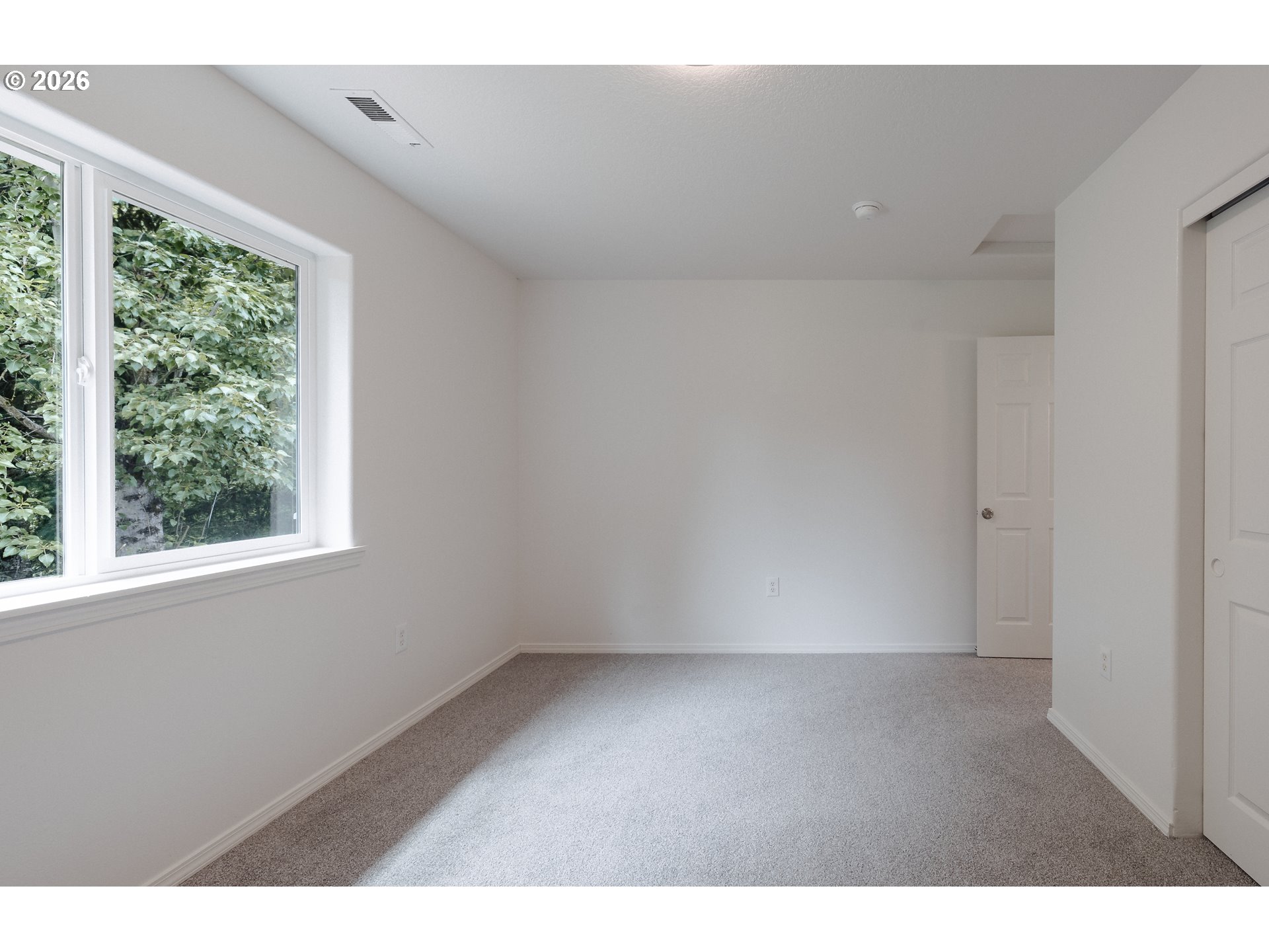 1006 Northeast Mariners Loop Portland, OR 97211 - Photo 22 of 32