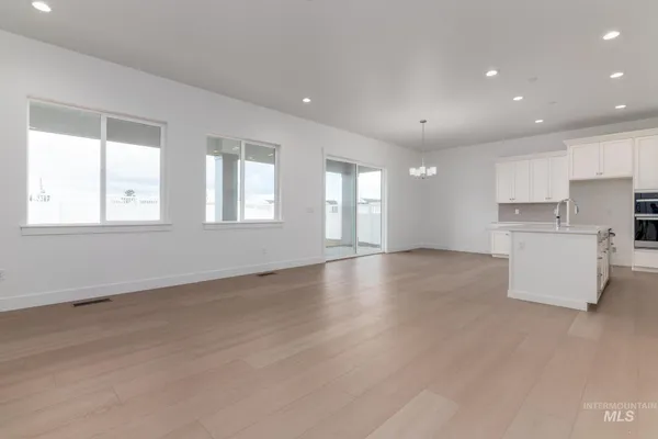 $649,000 | 8501 South Country Wind Avenue, Meridian, ID 83642