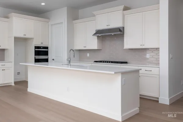 $649,000 | 8501 South Country Wind Avenue, Meridian, ID 83642