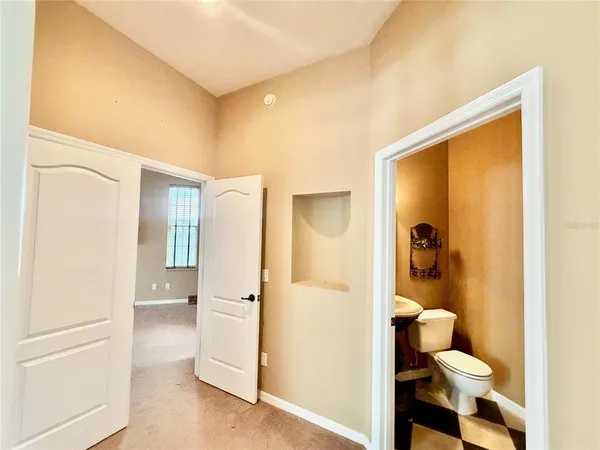 $499,900 | 5713 Northwest 45th Drive, Gainesville, FL 32653