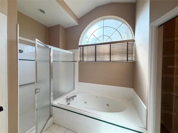 $499,900 | 5713 Northwest 45th Drive, Gainesville, FL 32653