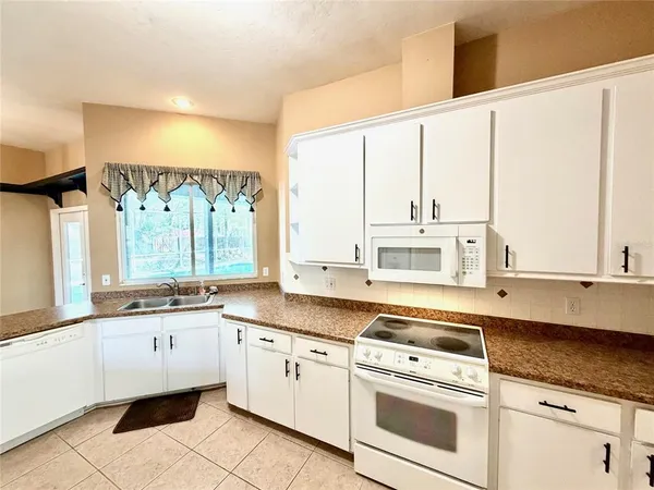 $499,900 | 5713 Northwest 45th Drive, Gainesville, FL 32653