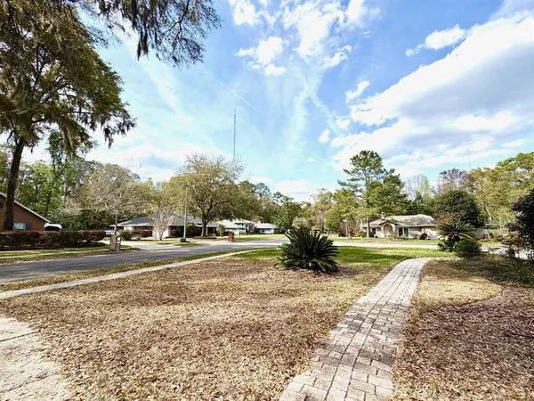 $499,900 | 5713 Northwest 45th Drive, Gainesville, FL 32653