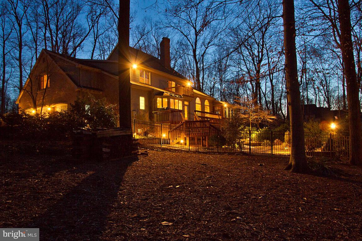 1050 Hunters Path Lancaster, PA 17601 - Photo 2 of 61 Gallery Image 2