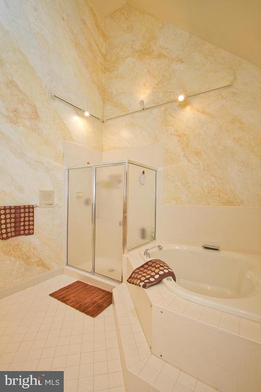 1050 Hunters Path Lancaster, PA 17601 - Photo 25 of 61 Gallery Image 25