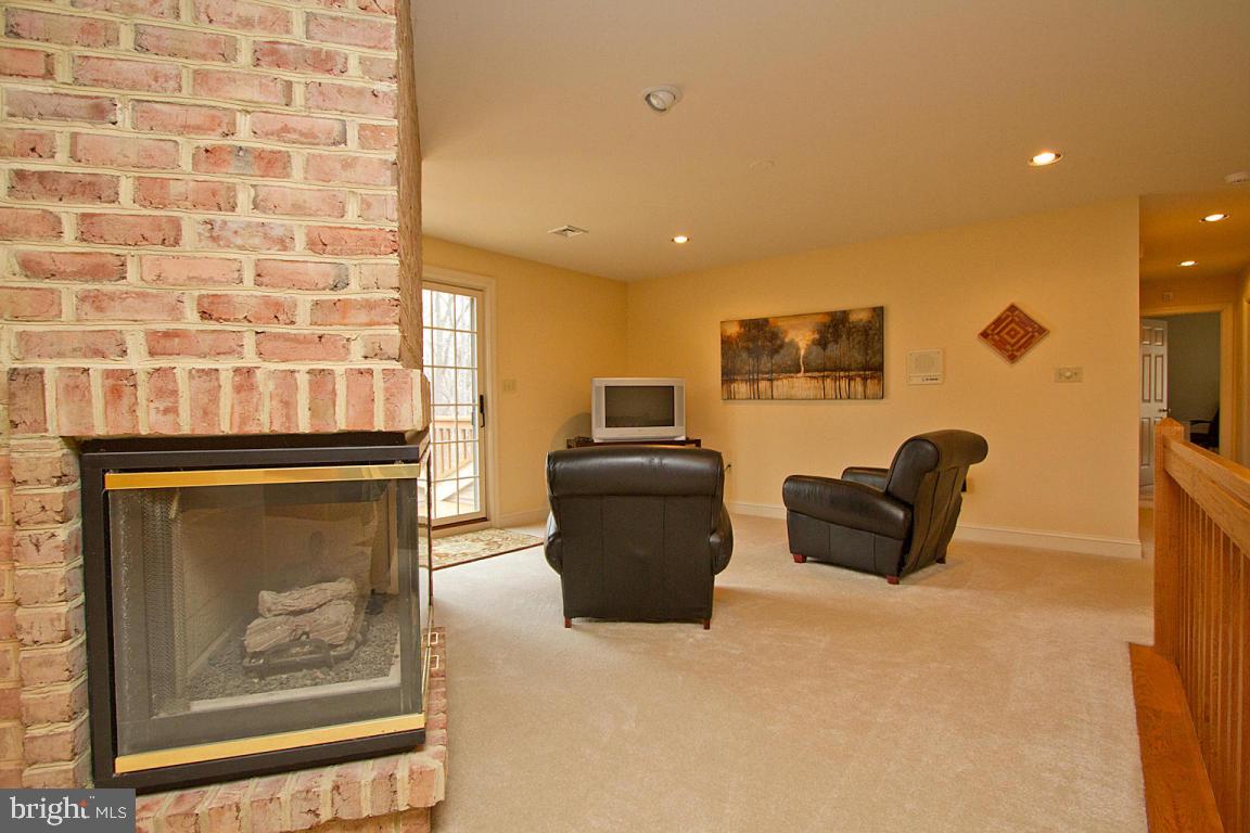 1050 Hunters Path Lancaster, PA 17601 - Photo 33 of 61 Gallery Image 33