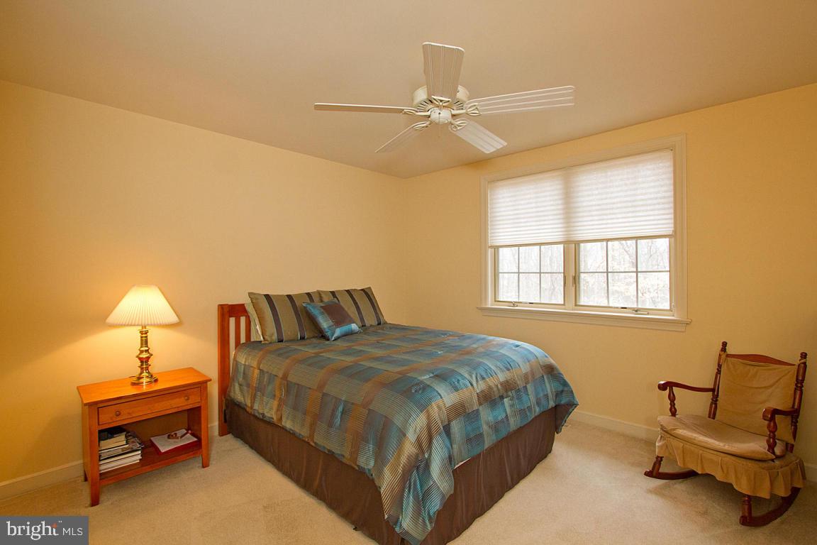 1050 Hunters Path Lancaster, PA 17601 - Photo 38 of 61 Gallery Image 38