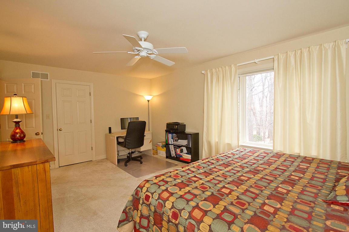 1050 Hunters Path Lancaster, PA 17601 - Photo 42 of 61 Gallery Image 42