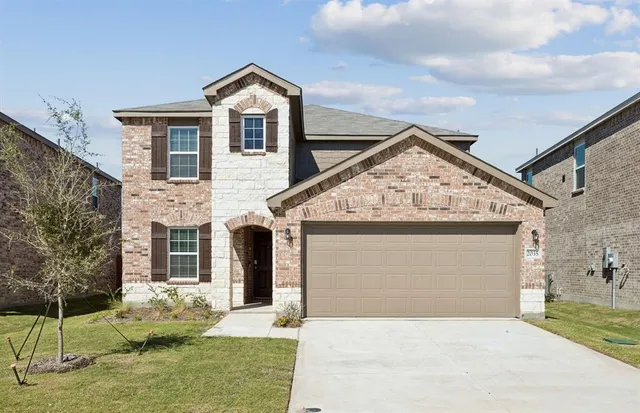 $338,000 | 2035 Pleasant Knoll Circle, Forney, TX 75126