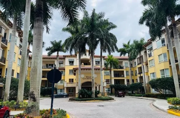 $2,850 | 16101 Emerald Estates Drive, Unit 251, Weston, FL 33331