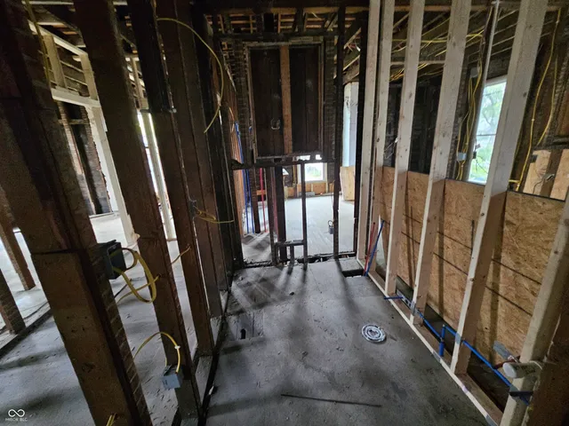 $128,000 | 415 West Howard Street, Muncie, IN 47305