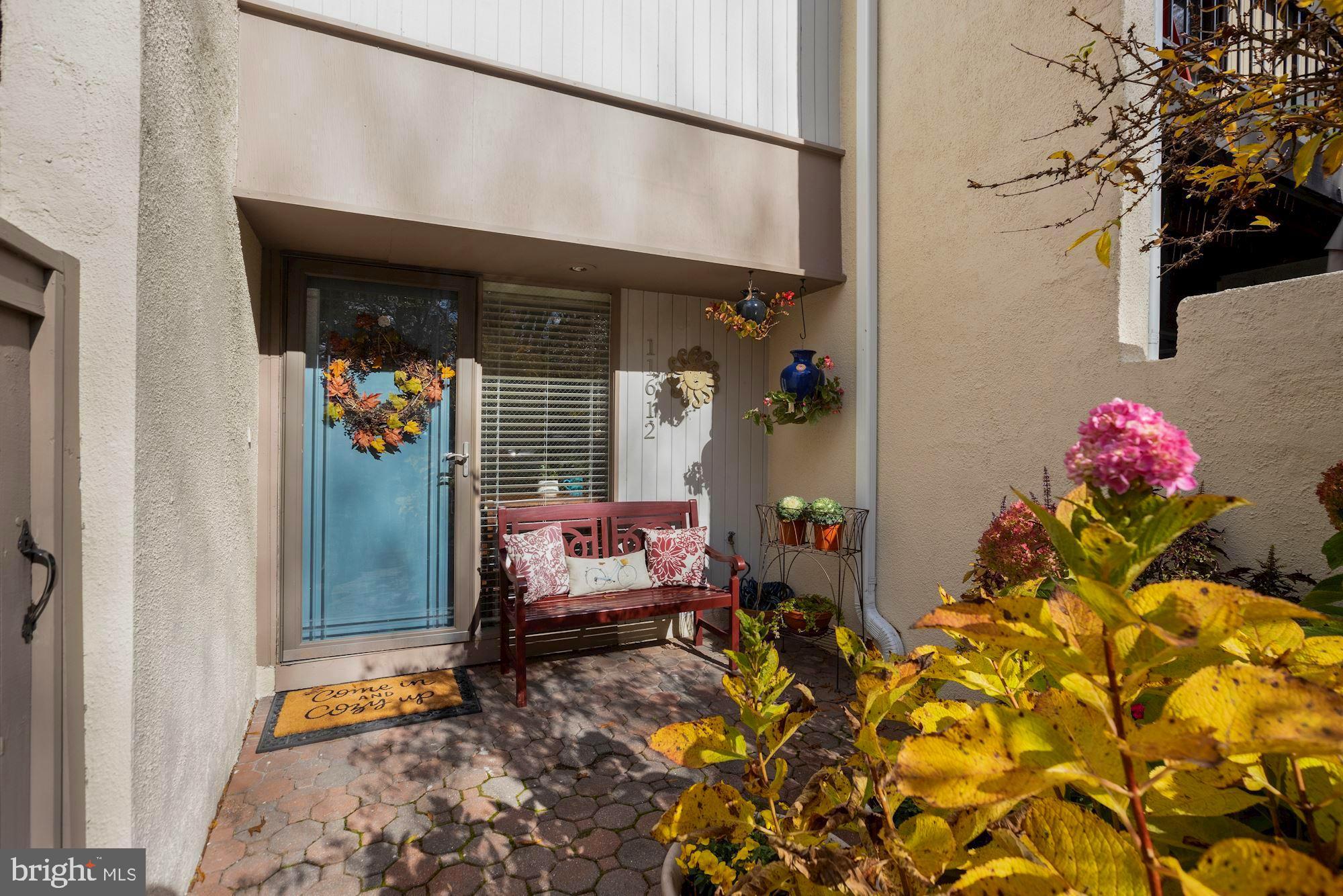 11612 Newbridge Court Reston, VA 20191 - Photo 2 of 55 Welcoming front patio