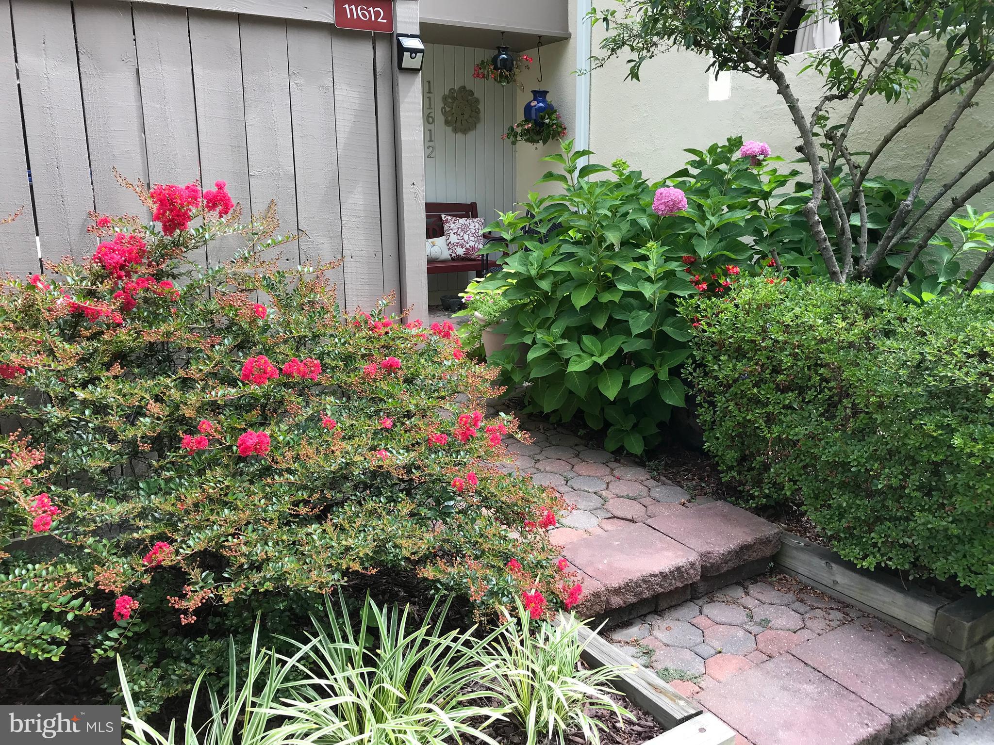 11612 Newbridge Court Reston, VA 20191 - Photo 3 of 55 Beautiful garden