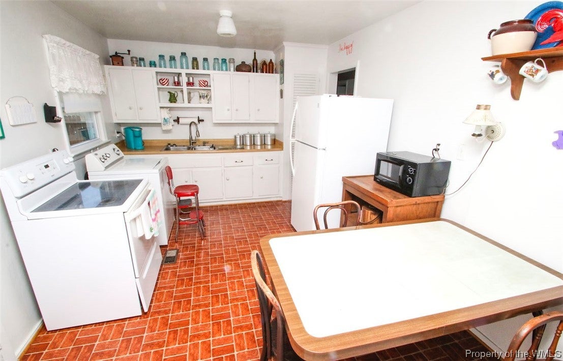 623 Spruce Road Newport News, VA 23601 - Photo 19 of 35 Gallery Image 19