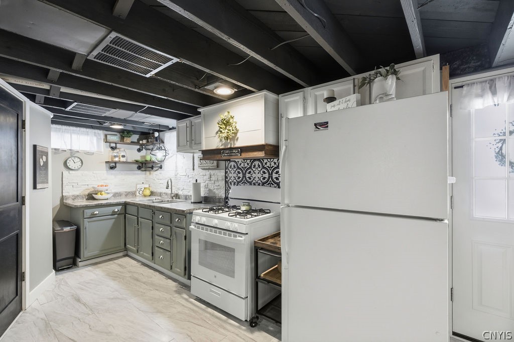 100 Plaxdale Road Salina, NY 13088 - Photo 30 of 46