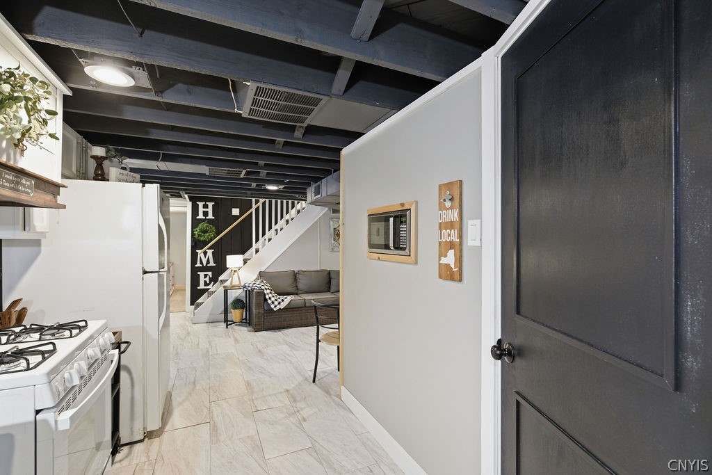 100 Plaxdale Road Salina, NY 13088 - Photo 32 of 46