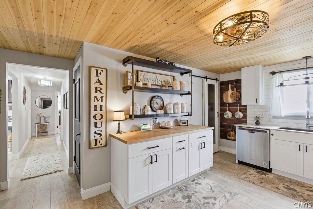 100 Plaxdale Road Salina, NY 13088 - Photo 10 of 46