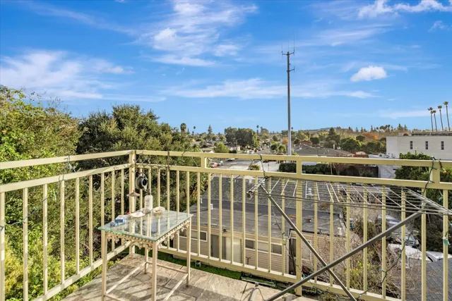 $3,150 | 2330 University Avenue, Unit 350, East Palo Alto, CA 94303