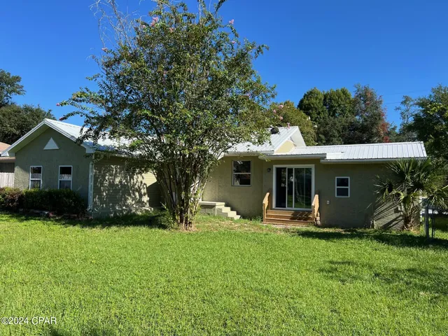 $2,150 | 1704 Cherry Street, Panama City, FL 32401