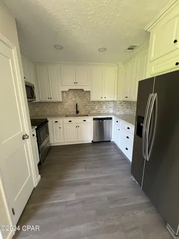 $2,150 | 1704 Cherry Street, Panama City, FL 32401